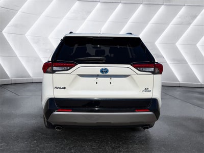 2022 Toyota RAV4 Hybrid SE