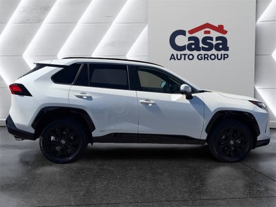 2022 Toyota RAV4 Hybrid SE