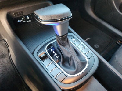 2024 Hyundai KONA SE