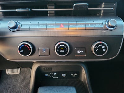 2024 Hyundai KONA SE