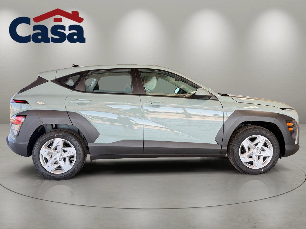 2027 Hyundai KONA SE FWD