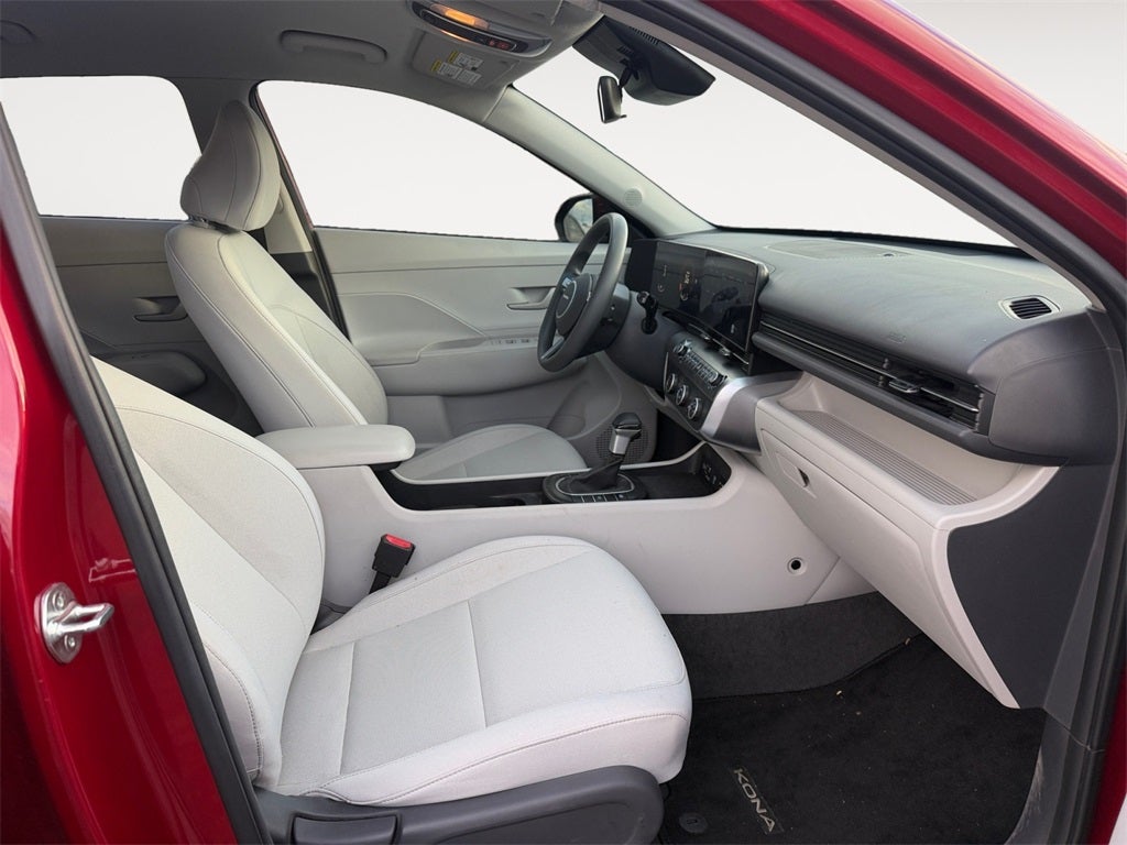 2024 Hyundai KONA SE