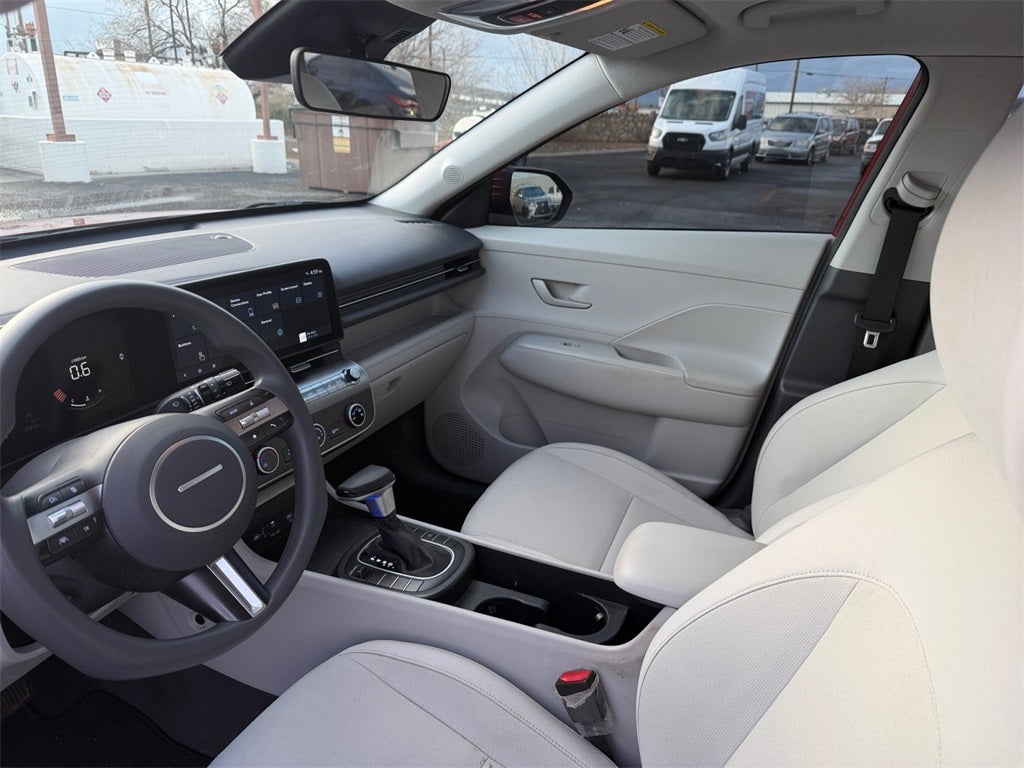 2024 Hyundai KONA SE