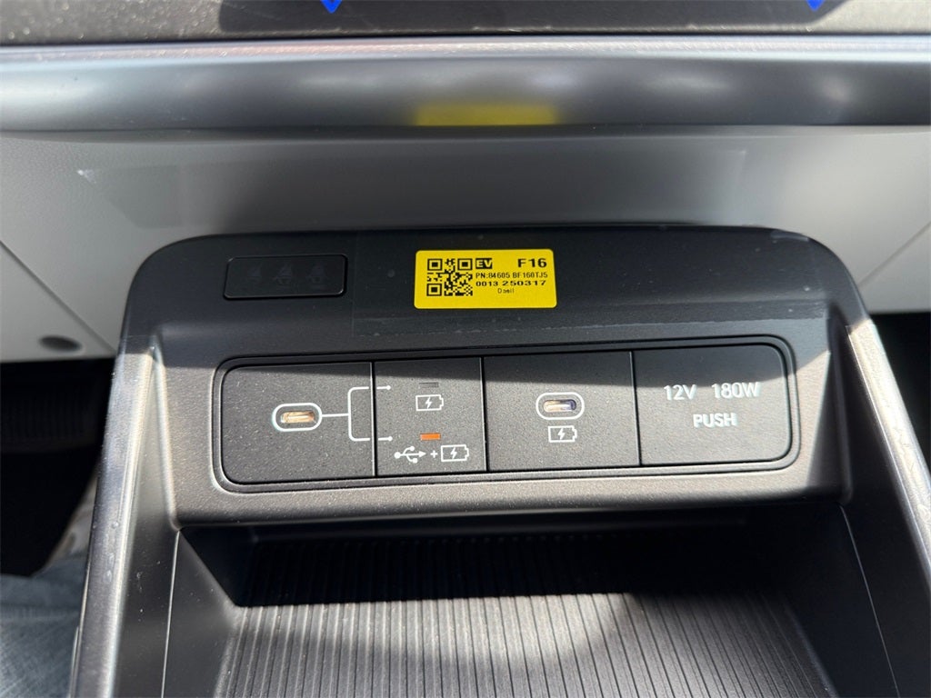 2025 Hyundai KONA ELECTRIC SEL