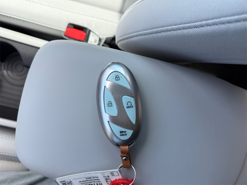 2025 Hyundai KONA ELECTRIC SEL