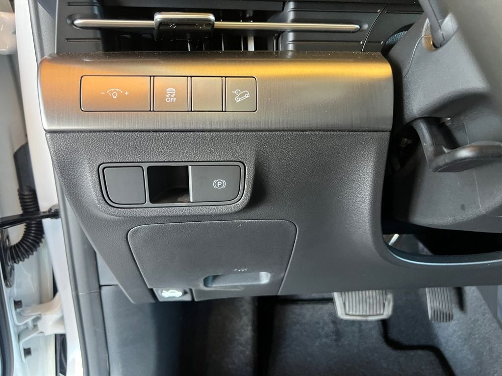2026 Hyundai KONA SEL Premium FWD