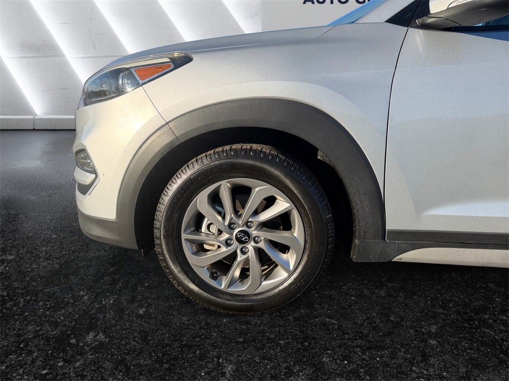 2017 Hyundai TUCSON SE Plus