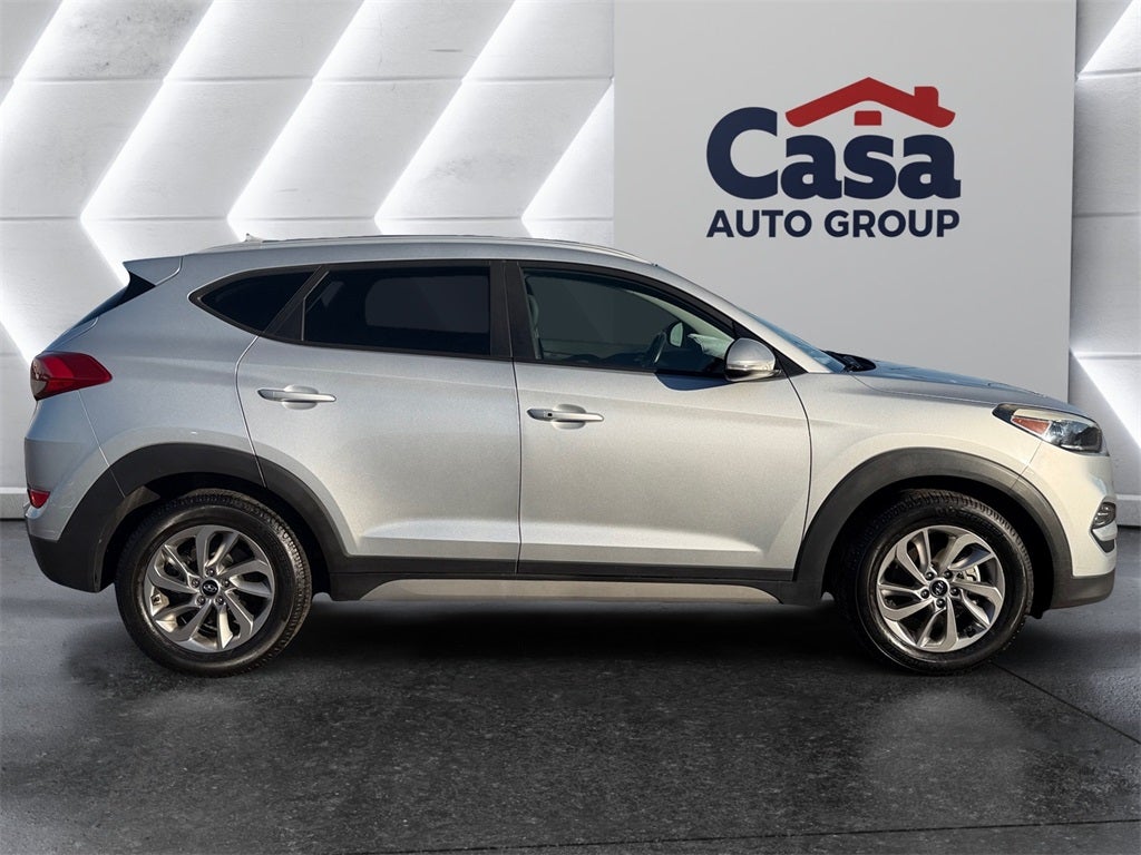 2017 Hyundai TUCSON SE Plus