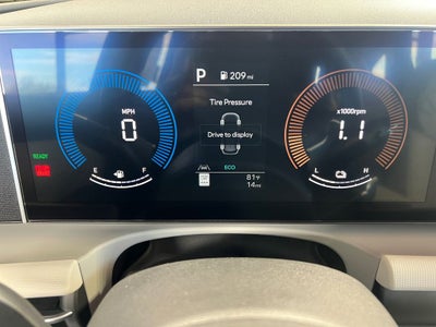 2026 Hyundai TUCSON HYBRID SE