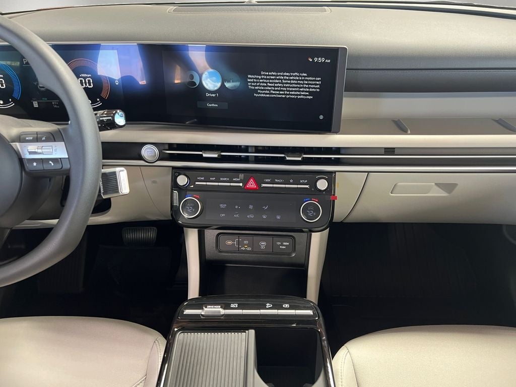 2026 Hyundai TUCSON HYBRID SE