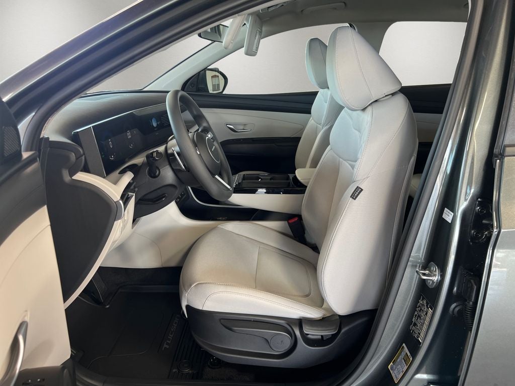 2026 Hyundai TUCSON HYBRID SE