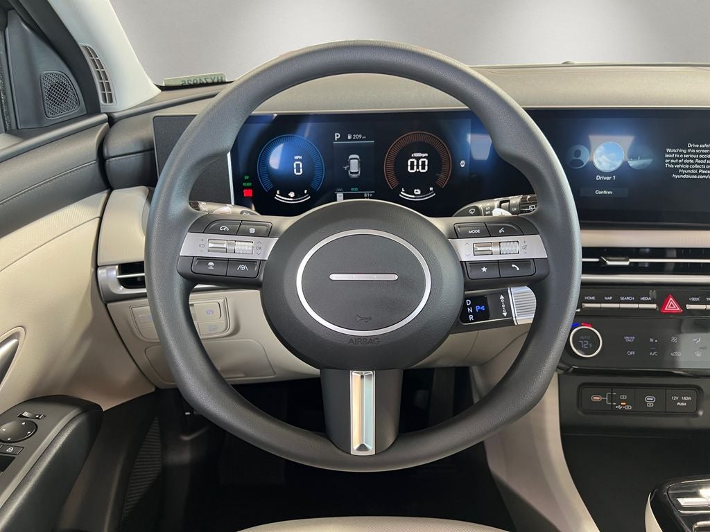2026 Hyundai TUCSON HYBRID SE