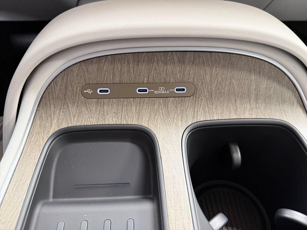 2027 Hyundai PALISADE SEL FWD