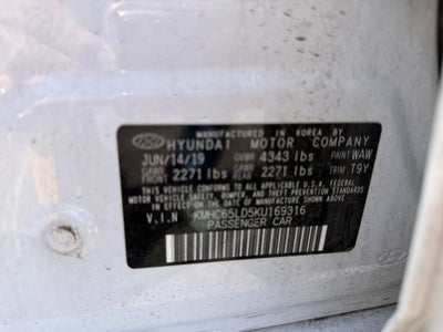 2019 Hyundai IONIQ PLUG-IN HYBRID Base