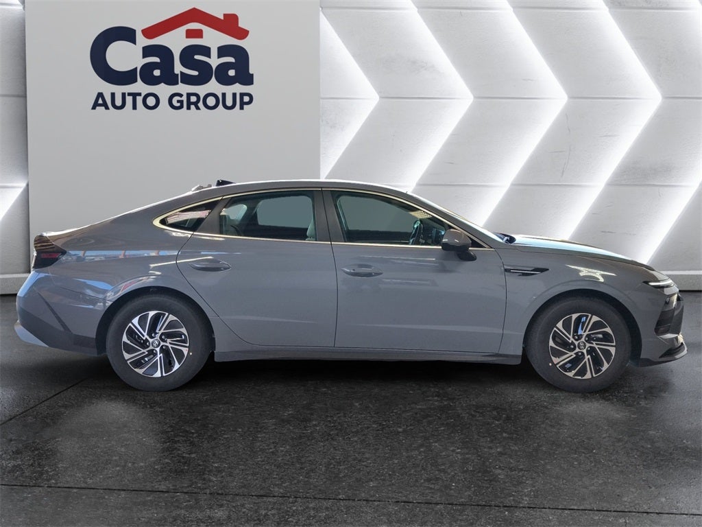 2026 Hyundai SONATA HYBRID Blue