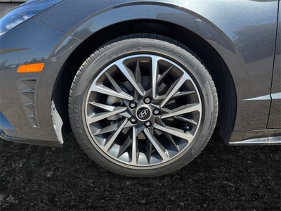 2022 Hyundai SONATA Limited