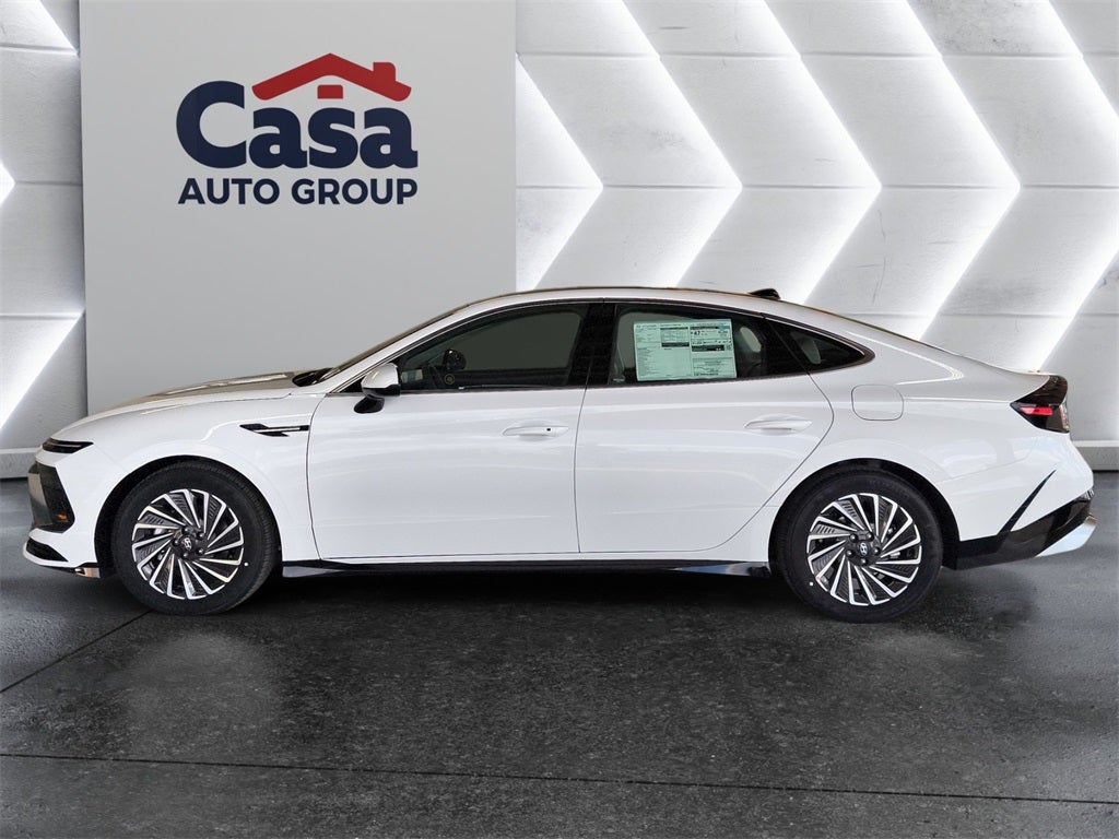 2026 Hyundai SONATA HYBRID SEL