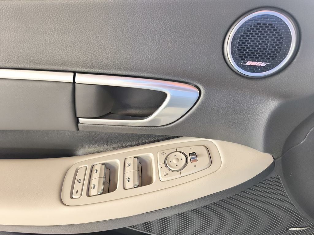 2022 Hyundai SONATA HYBRID SEL