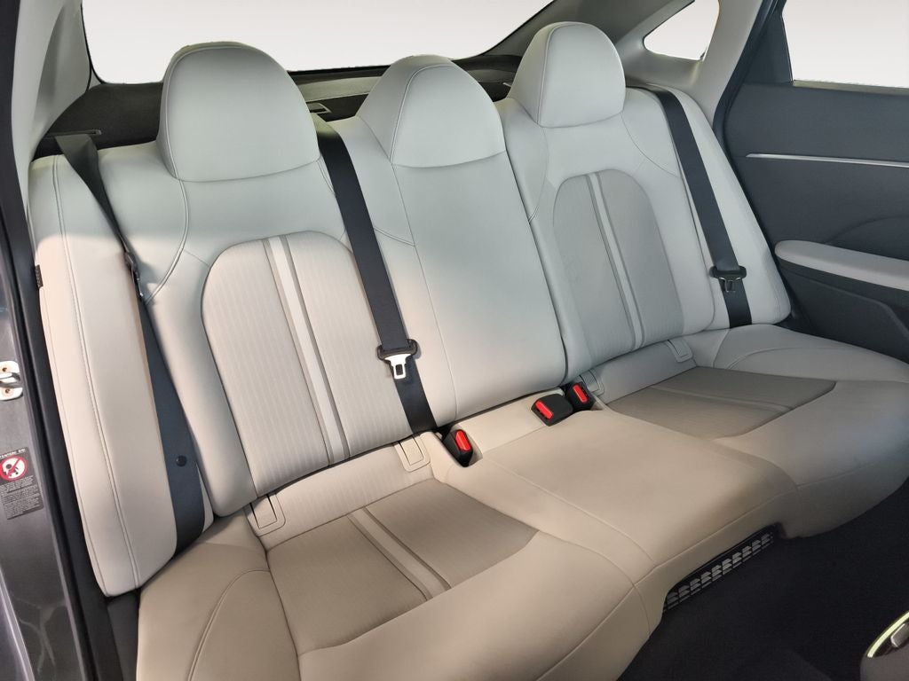 2022 Hyundai SONATA HYBRID SEL