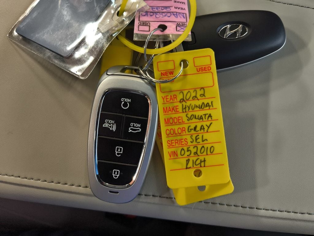 2022 Hyundai SONATA HYBRID SEL