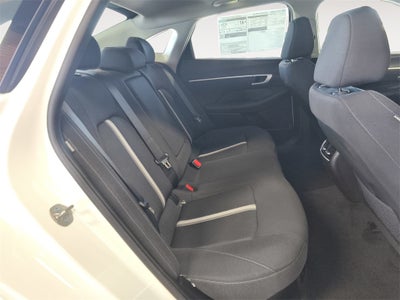 2026 Hyundai SONATA HYBRID SEL