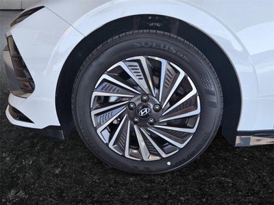 2026 Hyundai SONATA HYBRID SEL