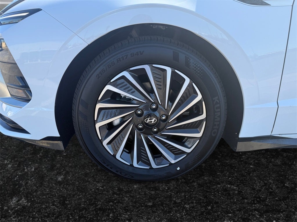 2025 Hyundai SONATA HYBRID SEL