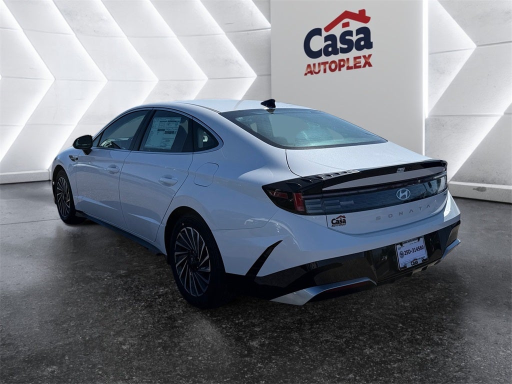 2025 Hyundai SONATA HYBRID SEL