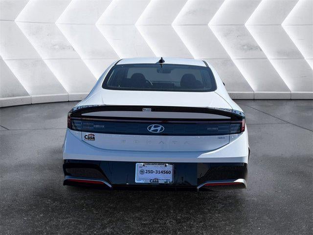 2025 Hyundai SONATA HYBRID SEL