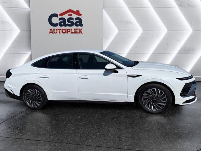 2025 Hyundai SONATA HYBRID SEL