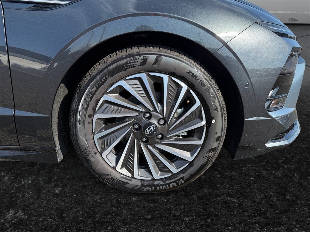 2025 Hyundai SONATA HYBRID Limited