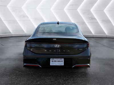 2025 Hyundai SONATA HYBRID Limited