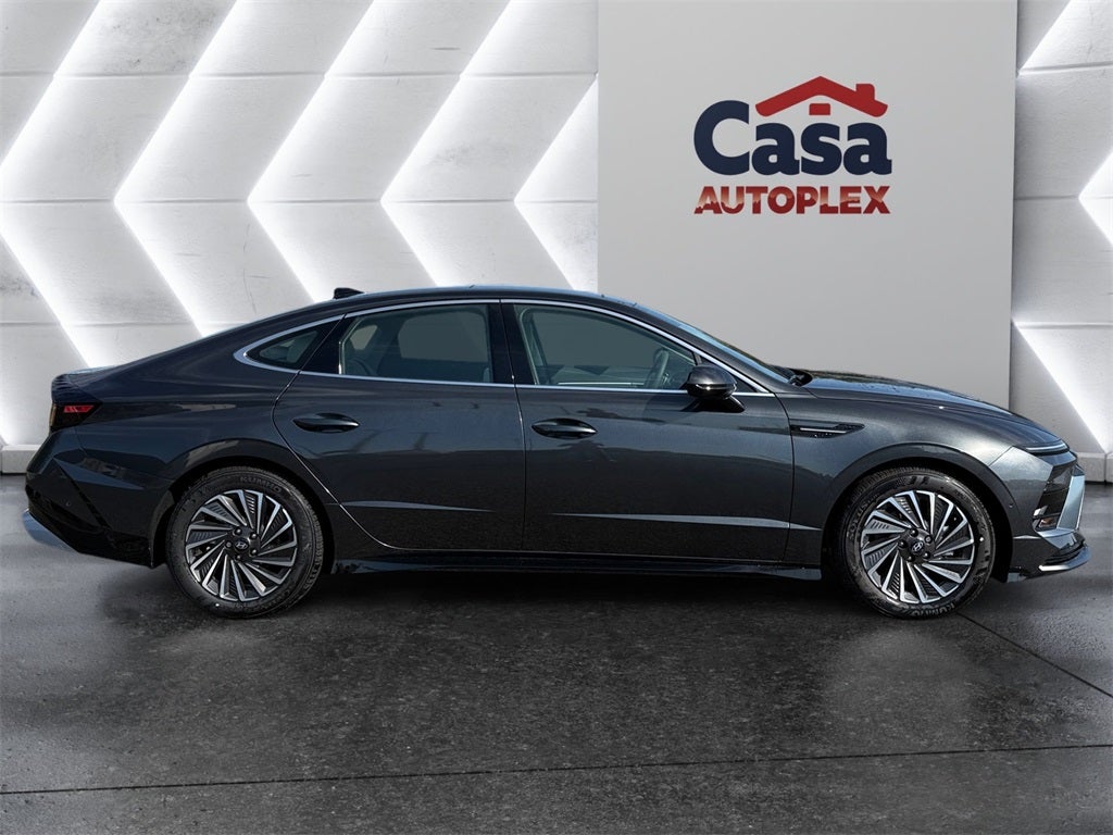 2025 Hyundai SONATA HYBRID Limited