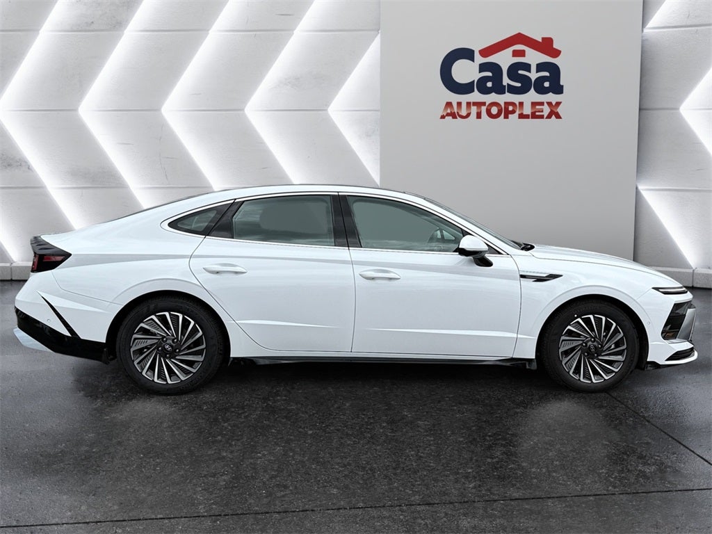 2025 Hyundai SONATA HYBRID Limited