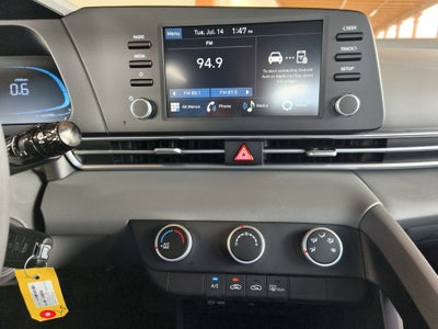 2026 Hyundai ELANTRA SE