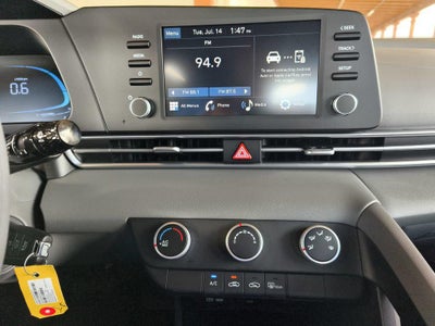 2026 Hyundai ELANTRA SE