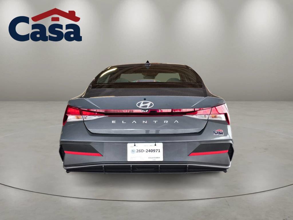 2026 Hyundai ELANTRA SE