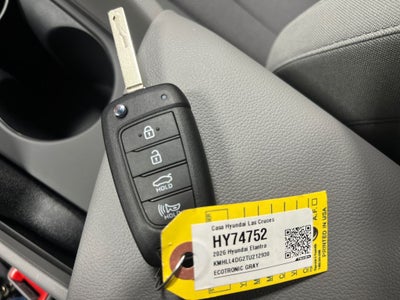 2026 Hyundai ELANTRA SE