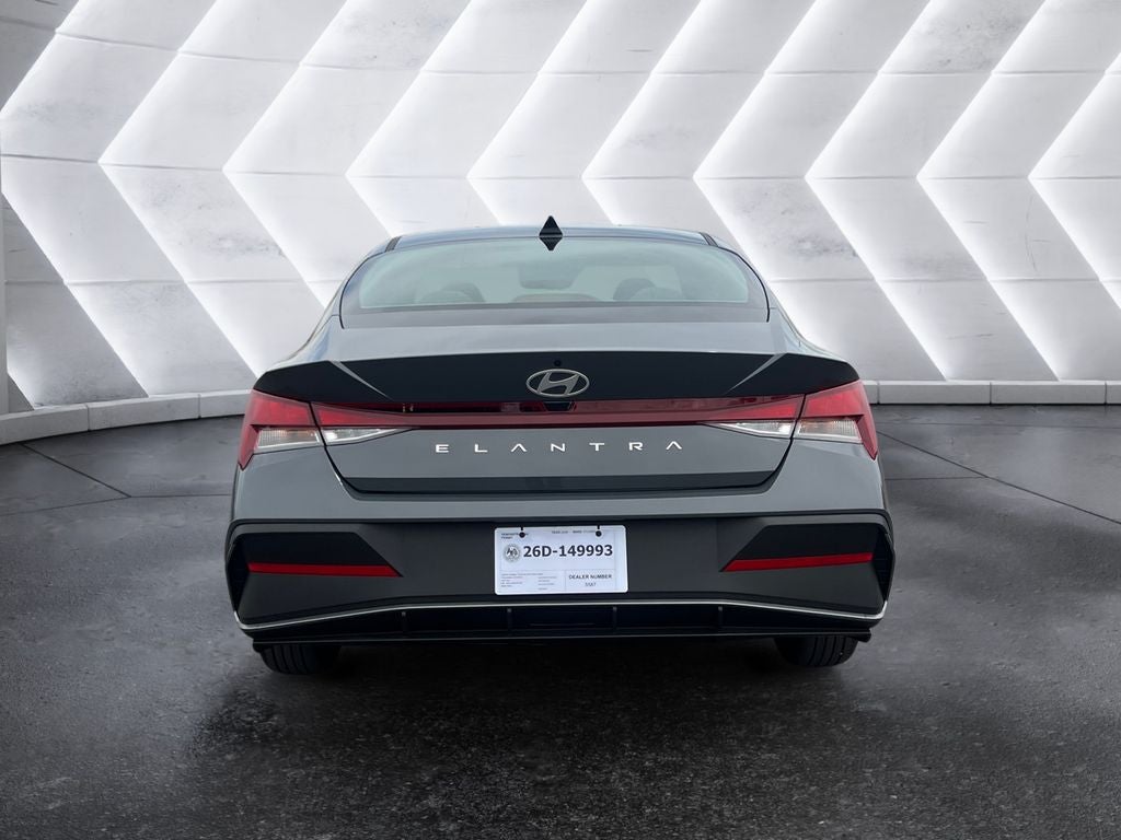 2026 Hyundai ELANTRA SE