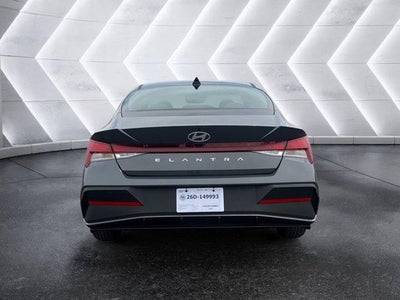 2026 Hyundai ELANTRA SE