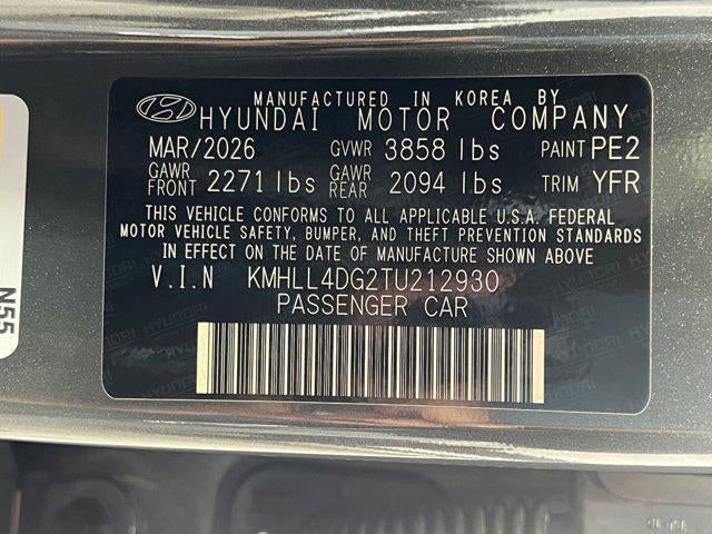 2026 Hyundai ELANTRA SE