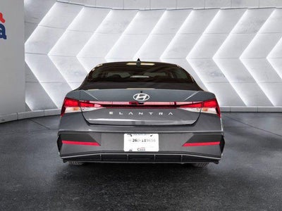 2026 Hyundai ELANTRA SE