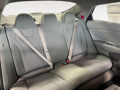 2026 Hyundai ELANTRA SE
