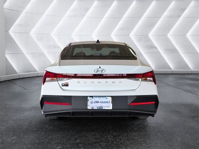 2026 Hyundai ELANTRA SE