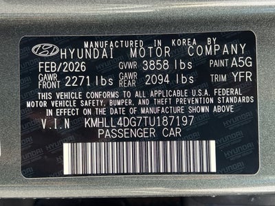 2026 Hyundai ELANTRA SE
