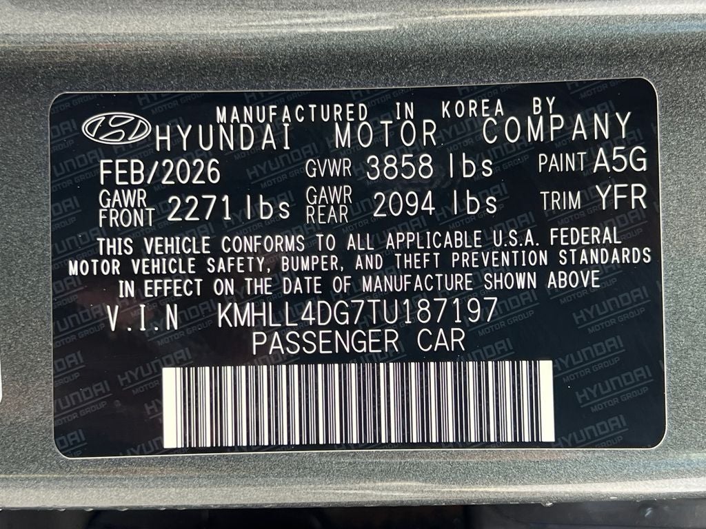 2026 Hyundai ELANTRA SE