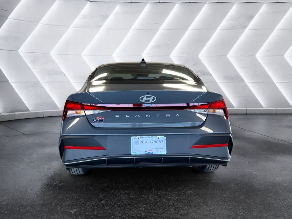 2026 Hyundai ELANTRA SE