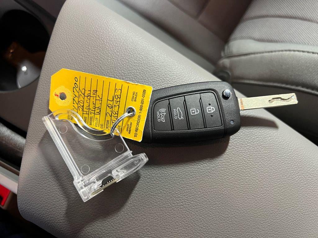 2026 Hyundai ELANTRA SE