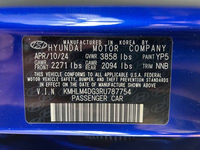 2024 Hyundai ELANTRA SEL