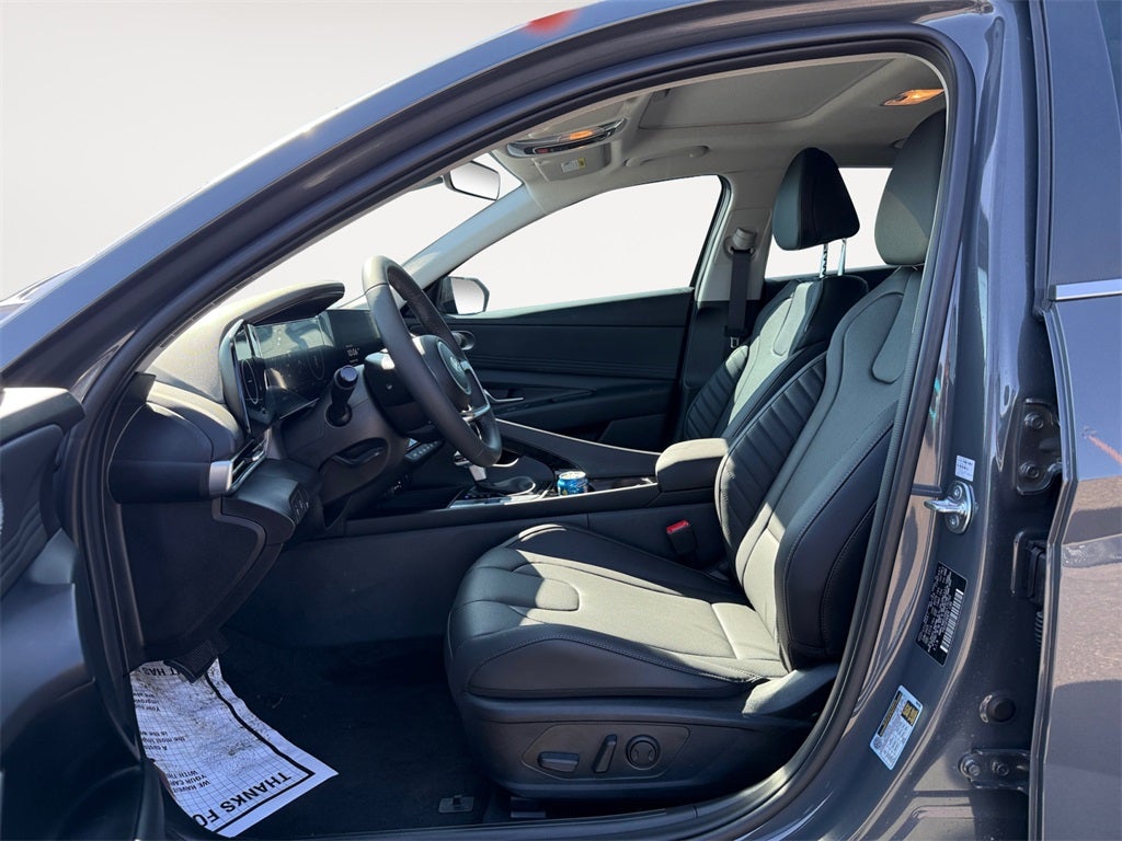 2025 Hyundai ELANTRA HYBRID Limited